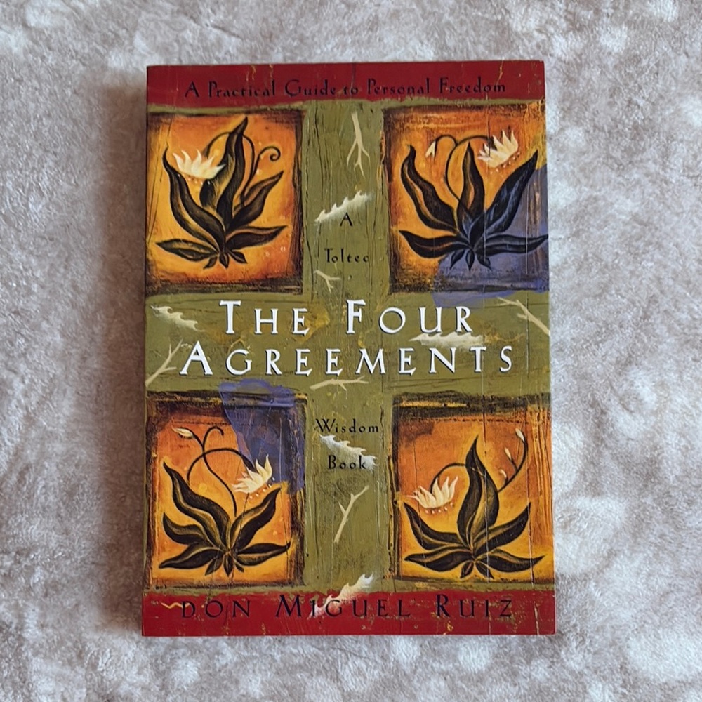 The Four Agreements Book - Multicolor Cover